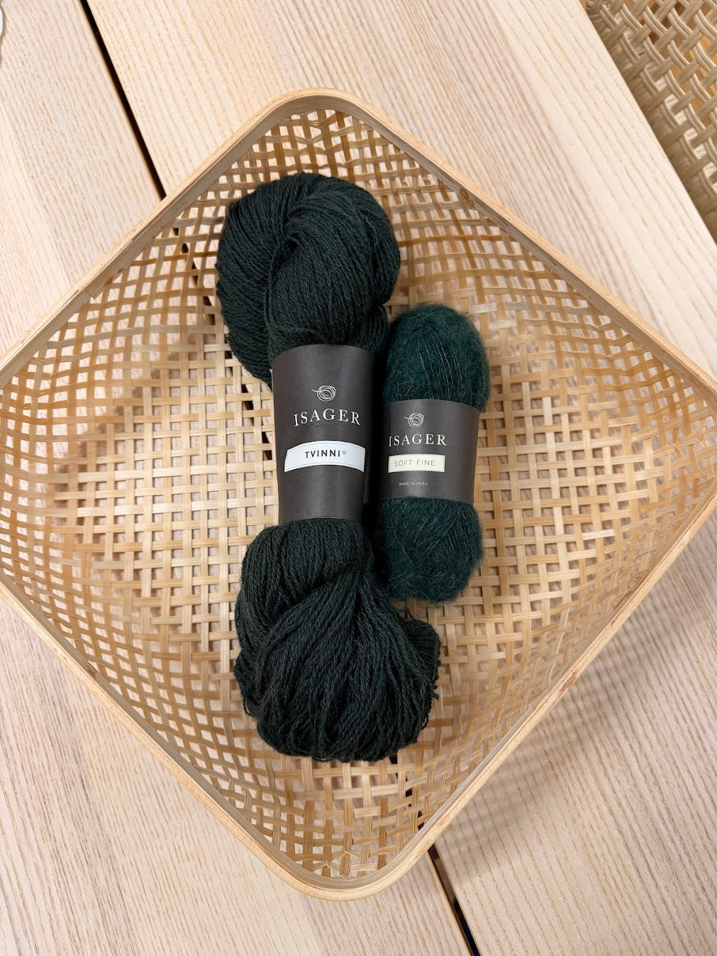 ZOE_LOOP_SWEATER Bundle No.2